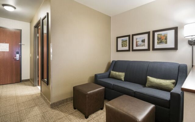 Comfort Suites Foxfire