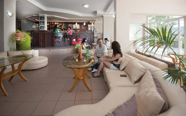 Regina Hotel