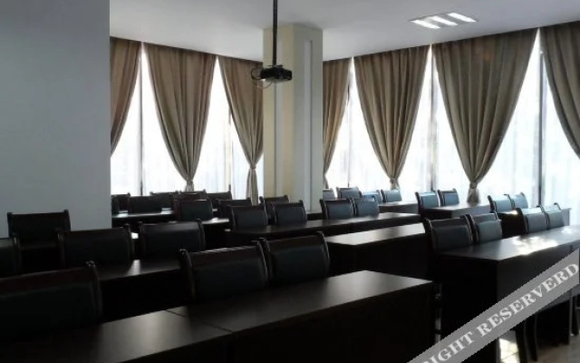 City 118 Hotel Qingdao Jinggangshan Road