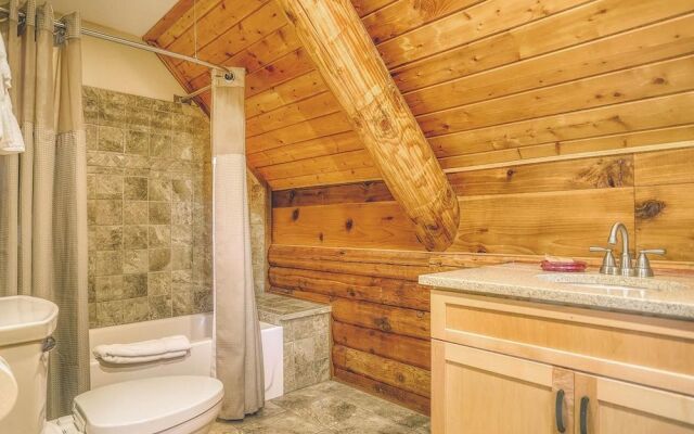 Cedarwood Lodge
