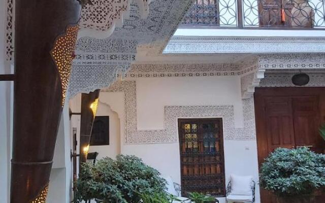 Riad Les Nuits De Marrakech