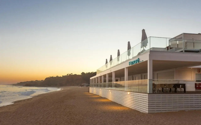 Pine Cliffs Gardens Hotel