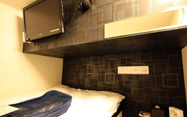 Hotel Cabin Style – Caters to Men