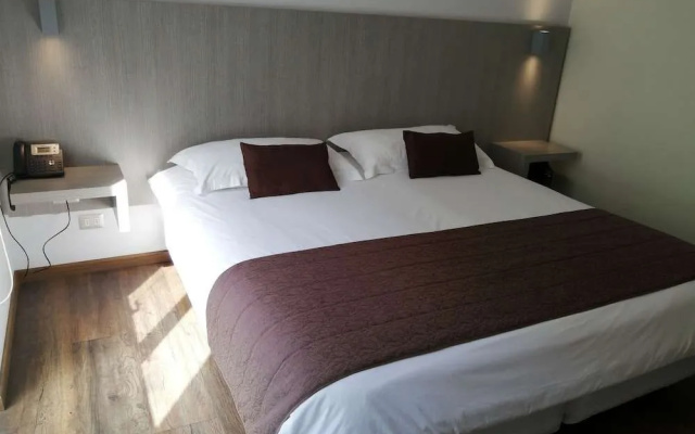 Hotel Elisa Cole