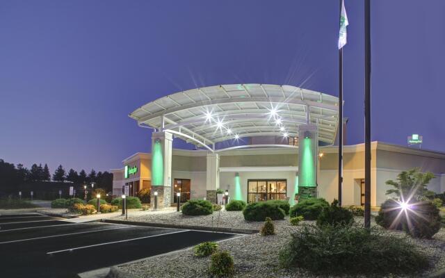Holiday Inn Staunton Conference Center by IHG