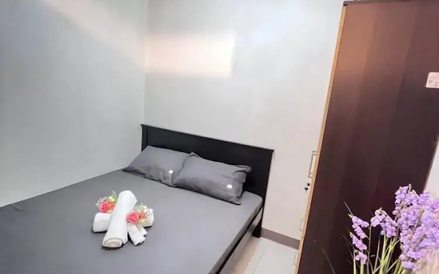 Unistay Coast Res R19 with Bal-Sunset Vw