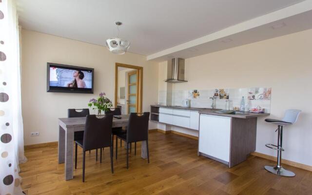 Violetos Lux Apartamentai