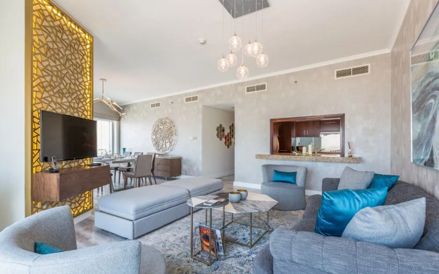 Faraway Homes - Burj Views Luxury