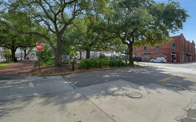 Broughton Street Bungalow - Steps To Everything