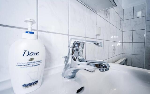 ►Top Wohnung Nähe Porsche, Flughafen, Messe & BMW◄