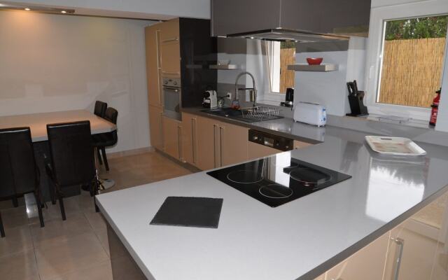 Un Appartement sur Pompidou - Metz