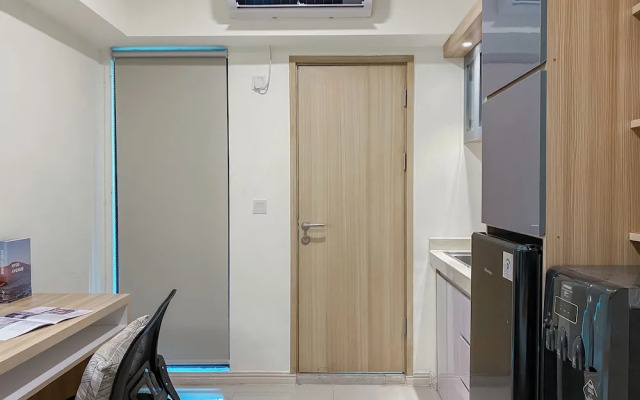 Good Place And Homey Studio Meikarta Apartment