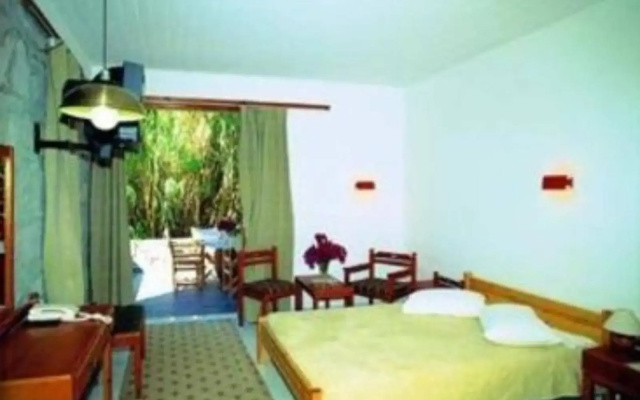 Chronis Hotel Bungalows