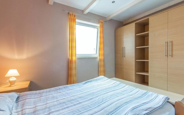 Nice Home in Porec With Wifi and 3 Bedrooms - Hotel in Porec - Photo 5