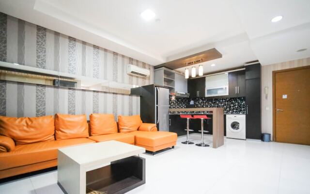 Homey And Cozy Living 2Br Apartment At Aryaduta Residence Surabaya