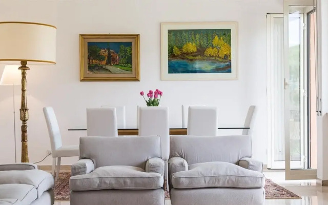 Rental In Rome Colosseum View Luxury Apartment