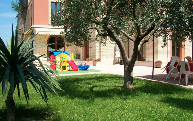 Hotel Ristorante Casa Rossa