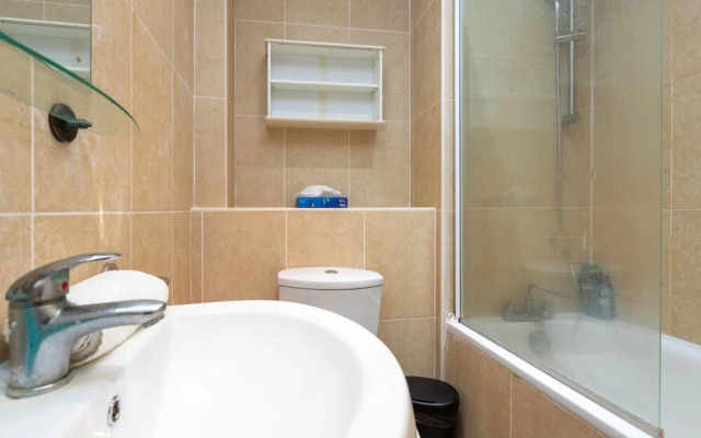 Central Studio Apartment in Chelsea