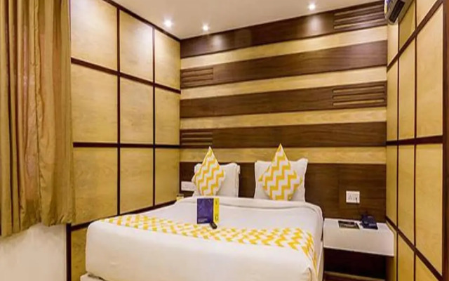FabHotel Sholas Residency