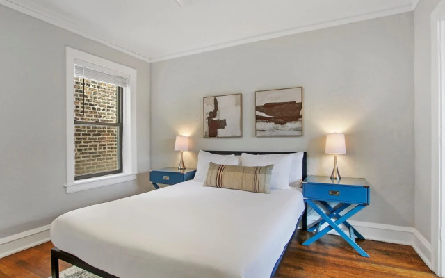 Classic & Charming 2BR Apt in Lincoln