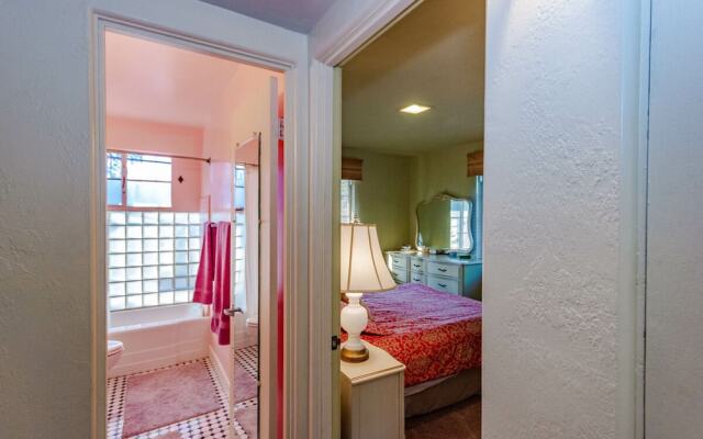 Readers Holmes 2BR by Casago