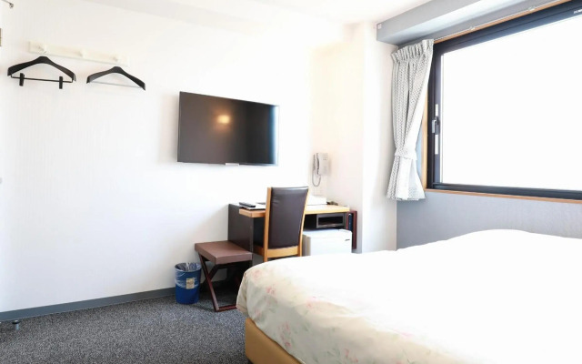 Toyama Town Hotel