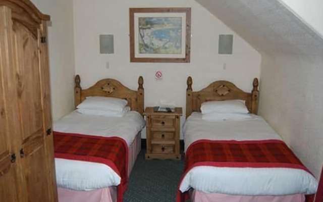 MacKenzies Highland Inn