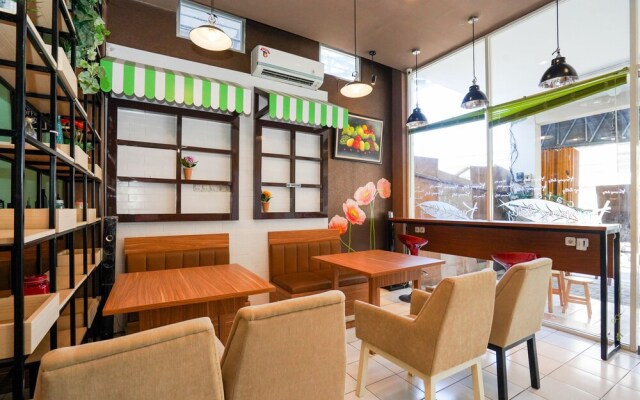 Kupang Gunung Residence by OYO Rooms