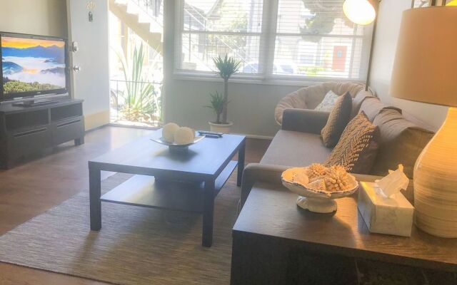 Lowena Apartments