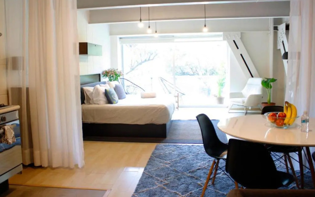 Trendy Suite With Terrace in Polanco