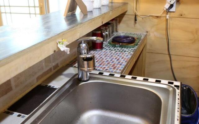 Basecamp Guesthouse - Hostel
