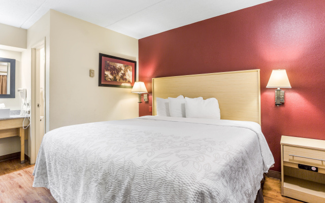 Red Roof Inn PLUS+ Nashville North - Goodlettsville