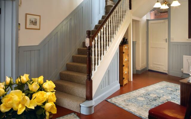 Exmoor House - Guest House