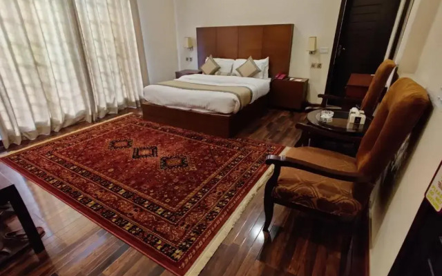 Sheltons Rezidor Lahore