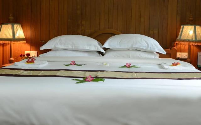 Kyaw Hotel
