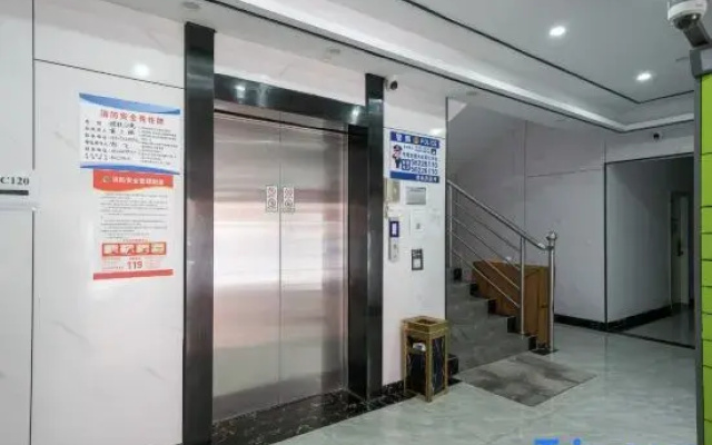 Luhang Apartment