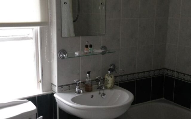 The Original Rosslyn Hotel