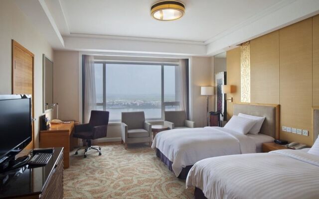 Crowne Plaza Hotel Dandong