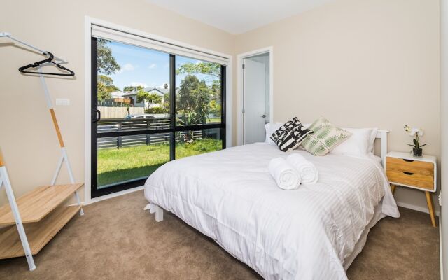 Unsworth Height New 3 Bedrooms Unit