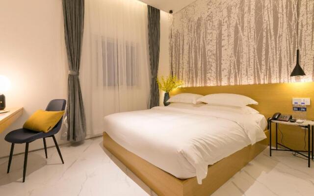 Ibis Styles Hotel (Zhuhai Huafa Shangdu)