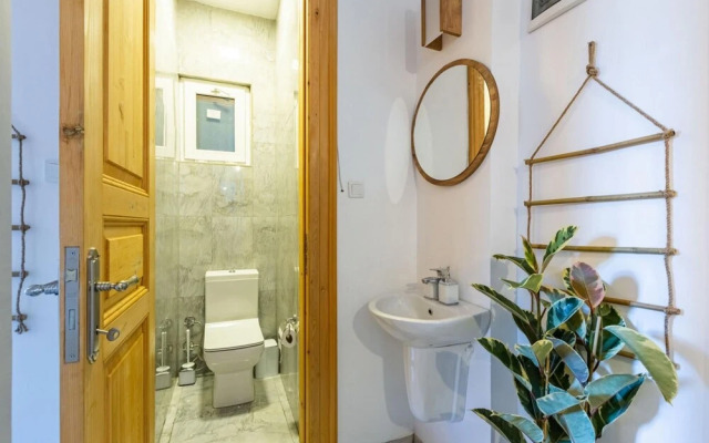 Exceptional Flat Near Metro and Galata