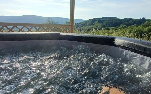 Yourtissimo - La Maison Rouge