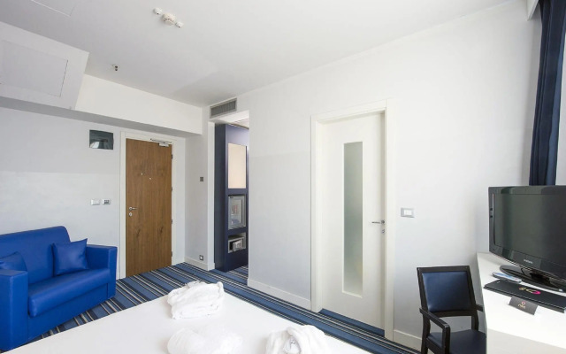 NEO Hotel