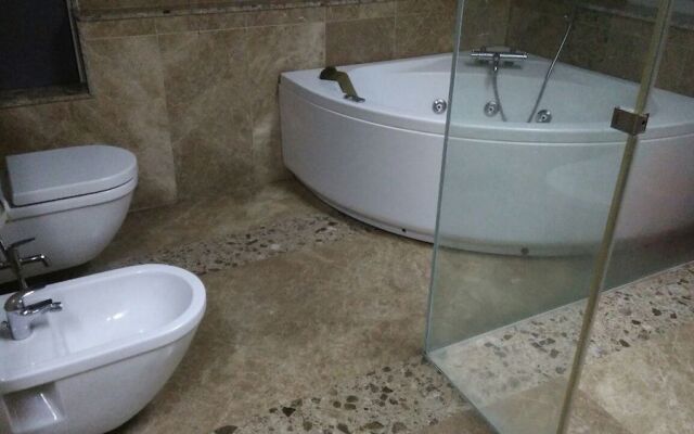Kalpatharuvu-KNY Service Apartment