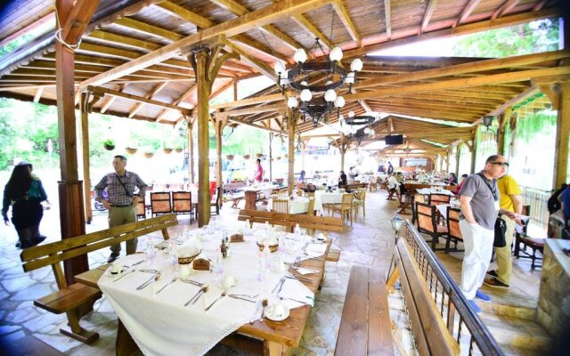 Family Hotel Gorski Kut