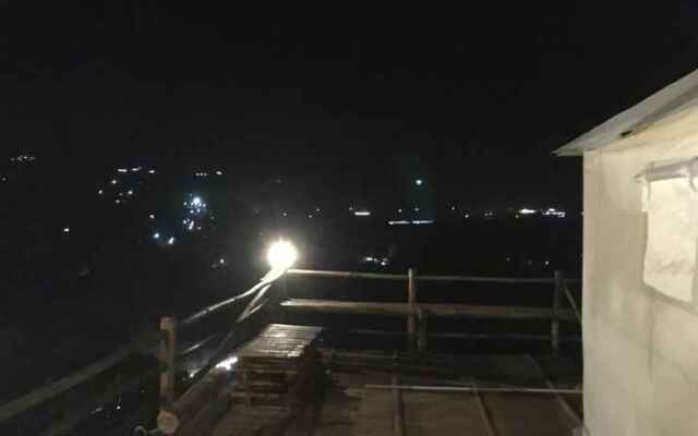 23 Hours Camping : Pong Yang Point view