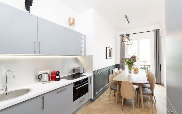 LUX 4BDR Opera Lafayette 3 by Livinparis