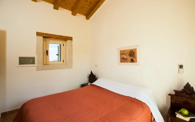 Villa Maroulas