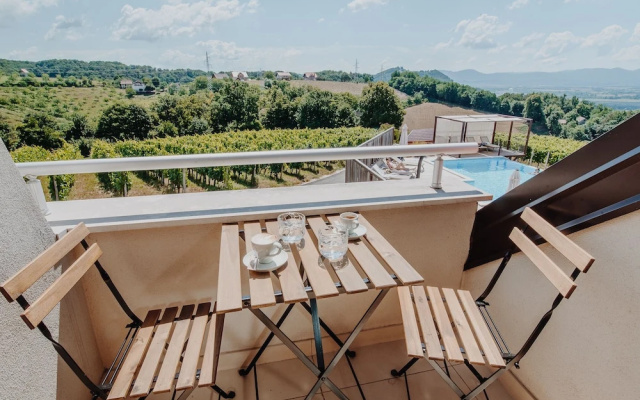 Tri lučke hotel & restaurant