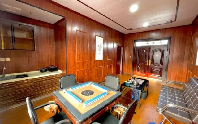 Nood Xinyi Hotel